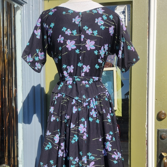 Vtg Floral Day Dress - Picture 3 of 3